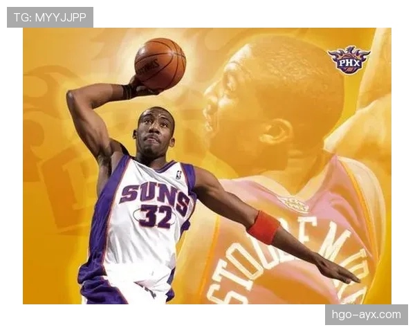 德隆·威廉姆斯无球跑动改变防守布局，提升挡拆效率